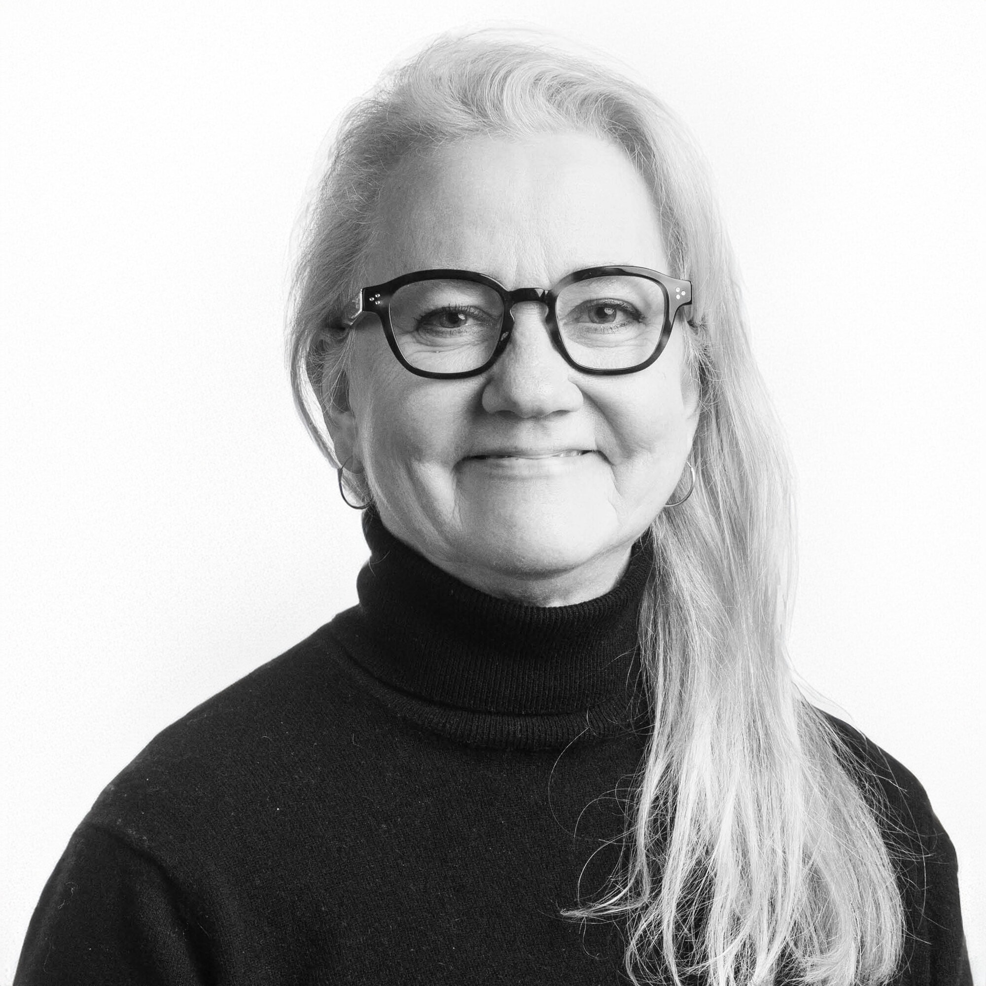 Marianne Stender