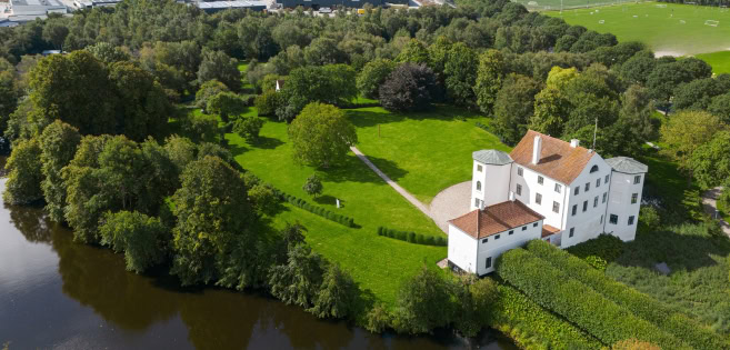 Air photo of Brundlund Castle and Art Museum, including the castle garden