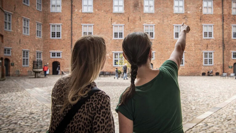 PSST! ÅRSKORT GIVER RABAT PÅ DE FLESTE AF DEM